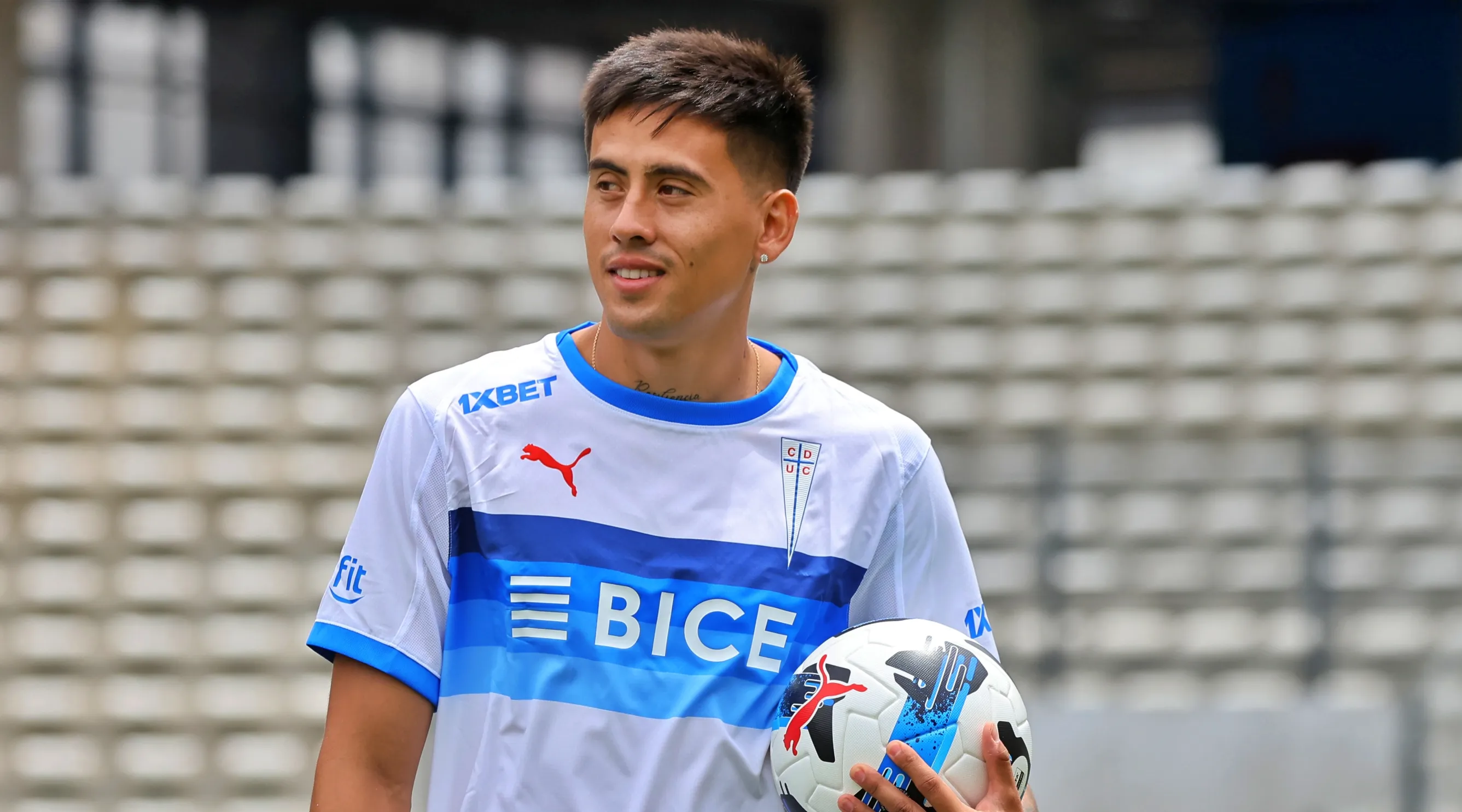 Palavecino fue presentado como flamante refuerzo de la Católica