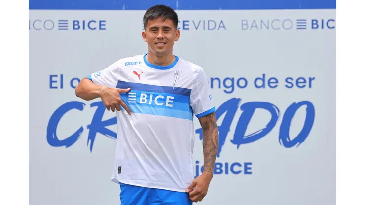 Matías Palavecino presentado oficialmente en Universidad Católica.
