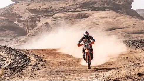 Tomás de Gavardo da dura lucha en el Rally Dakar.