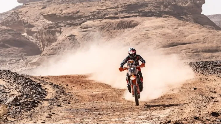 Tomás de Gavardo da dura lucha en el Rally Dakar.