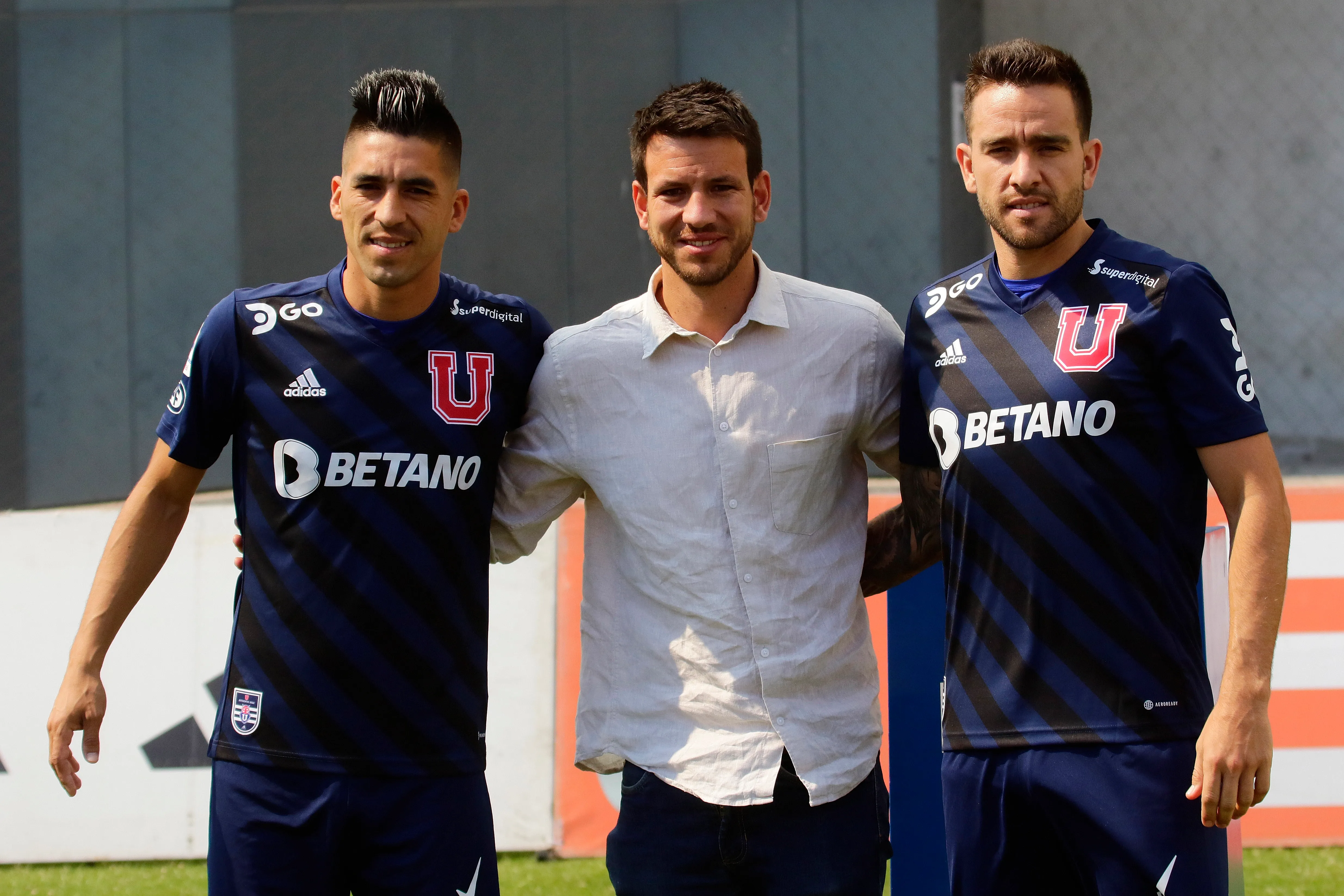 Leandro Fernández y Matías Zaldivia fueron presentados juntos como refuerzos de Universidad de Chile hace tres años. | Foto: Photosport.