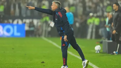 Gustavo Álvarez define su futuro.