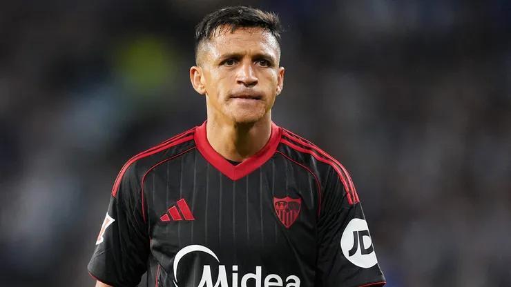 Alexis Sánchez afina detalles para jugar ante el Celta de Vigo.