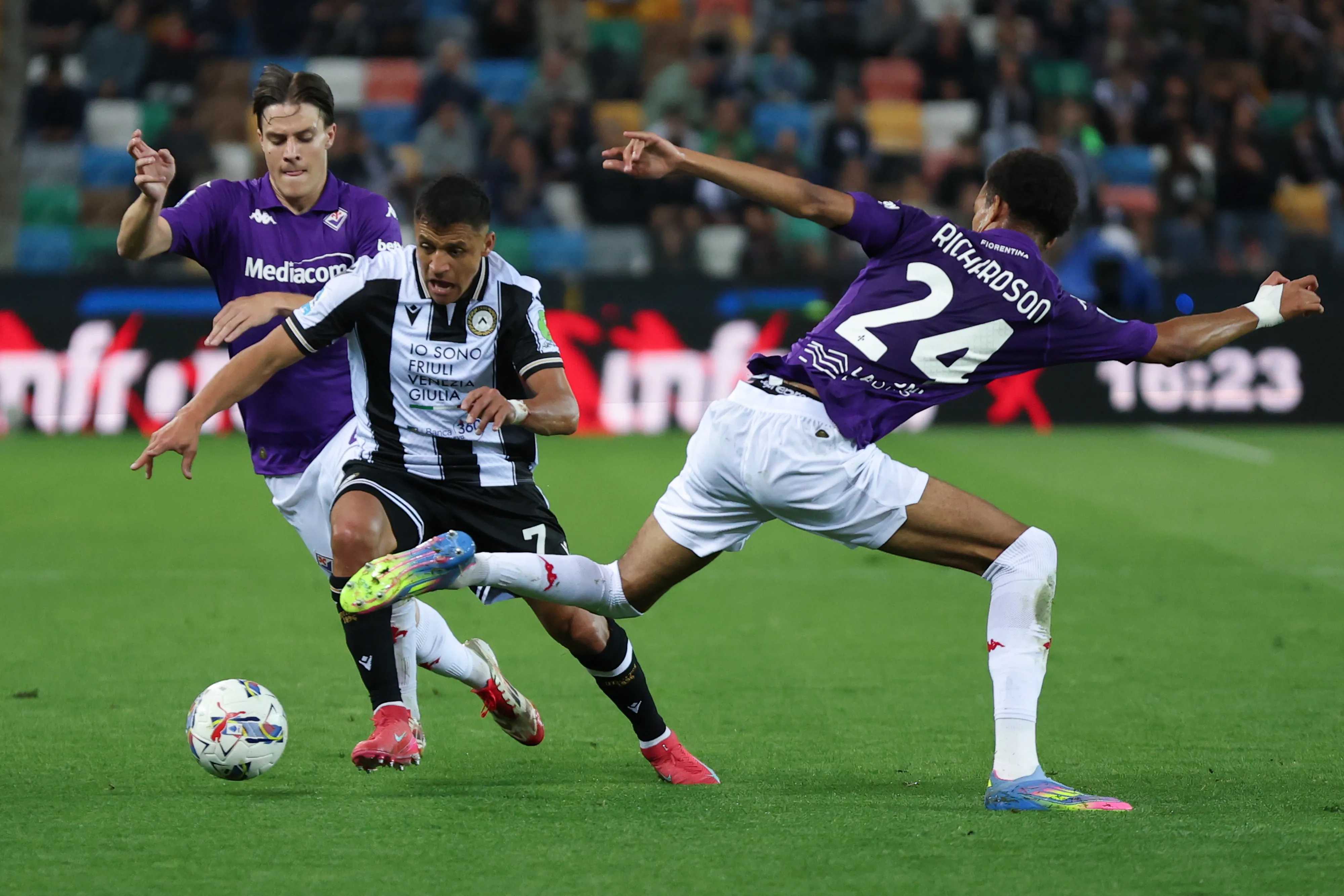 Alexis Sánchez en acción durante su segunda estadía en Udinese. (Timothy Rogers/Getty Images).