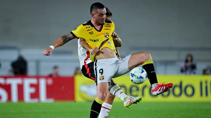 Octavio Rivero será el nuevo delantero de U de Chile.