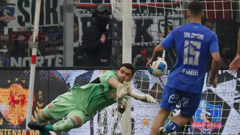 Cristopher Toselli seguirá defendiendo el arco de la U.