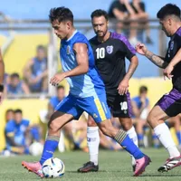 "Vicho" Pizarro suma elogios en su primer triunfo con Rosario