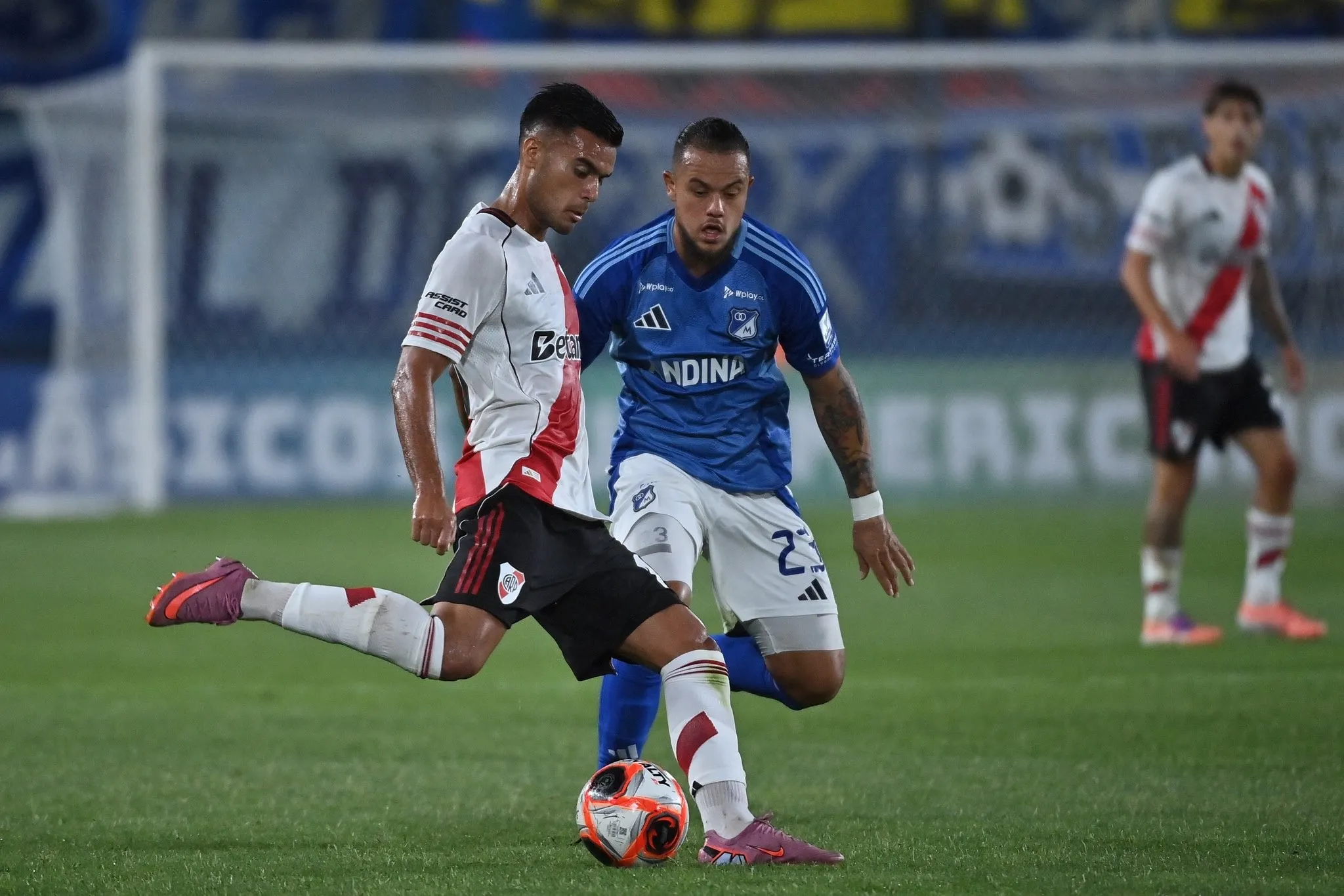 Paulo Díaz no fue ni al banco de River ante Millonarios