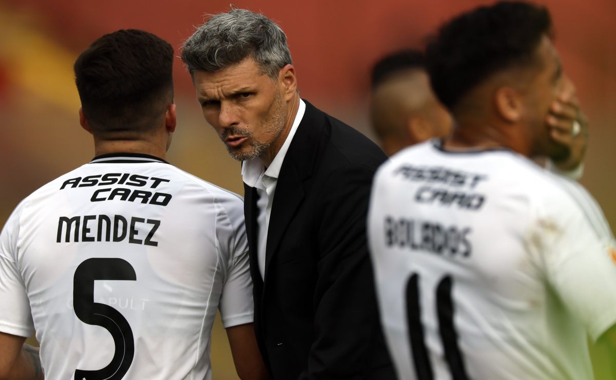 Exigencia de Fernando Ortiz: el fichaje sorpresa que se toma la agenda en Colo Colo