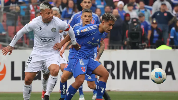 Lucas Assadi, por ahora, seguirá en U de Chile.