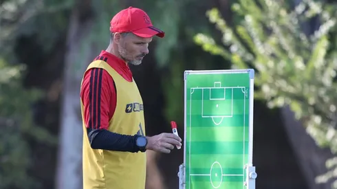 Fernando Ortiz todavía espera por su nuevo delantero