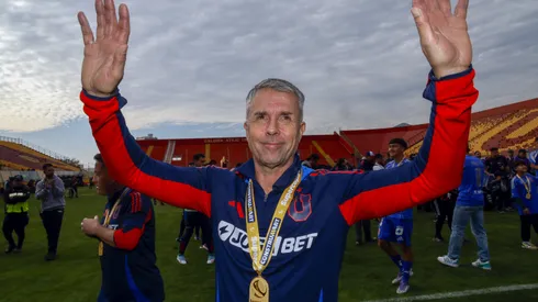 Gustavo Álvarez recibió un respaldo importantísimo para asumir en Perú.