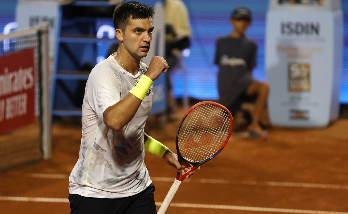 Tomás Barrios firma increíble debut en la qualy del Australian Open