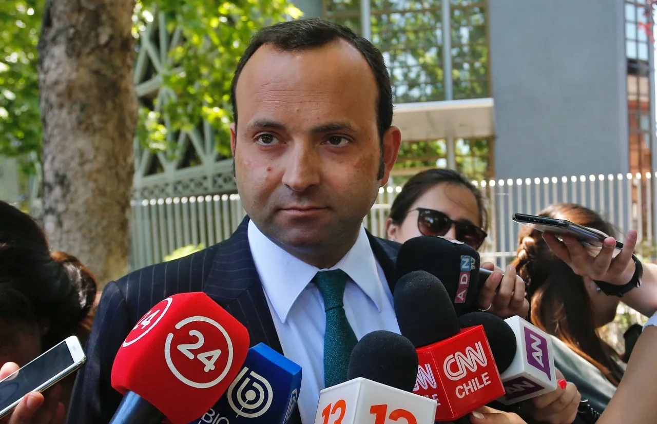 José Ramón Correa aumenta su participación en Azul Azul (Aton Chile)