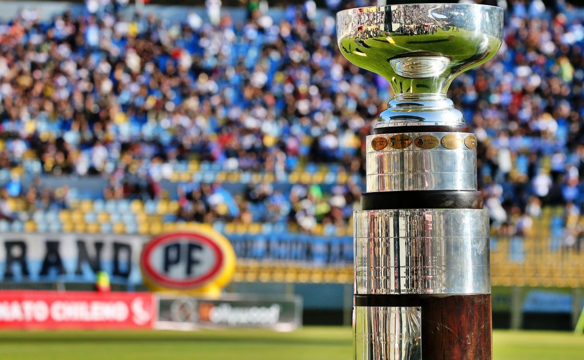 Oficial: los árbitros que dirigirán las semifinales de la Supercopa de Chile 2026