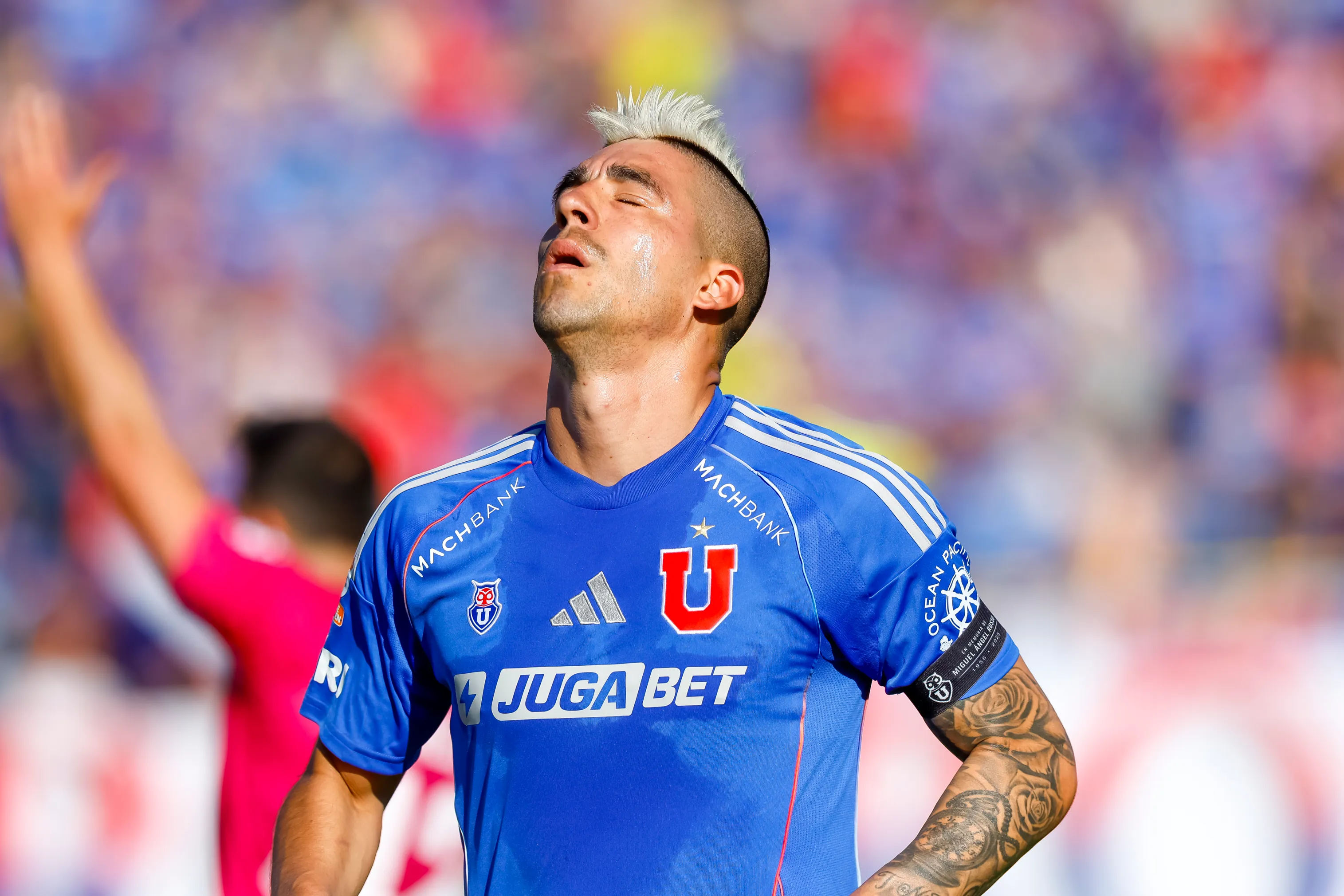 Esto dijo Johnny Herrera sobre la salida de Leandro Fernández | Photosport