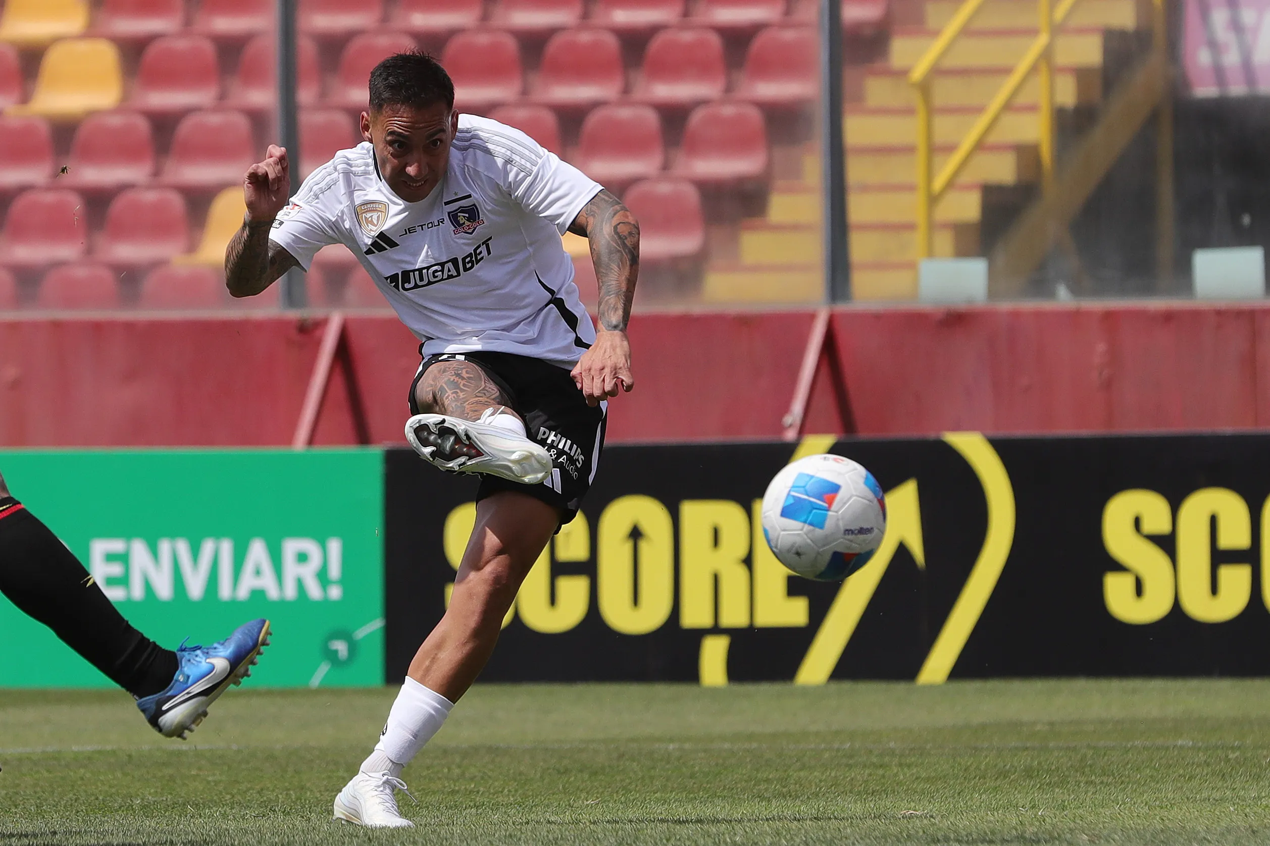 Javier Correa está suspendido en Colo Colo para el primer partido en la Liga de Primera 2026. | Foto: Photosport.