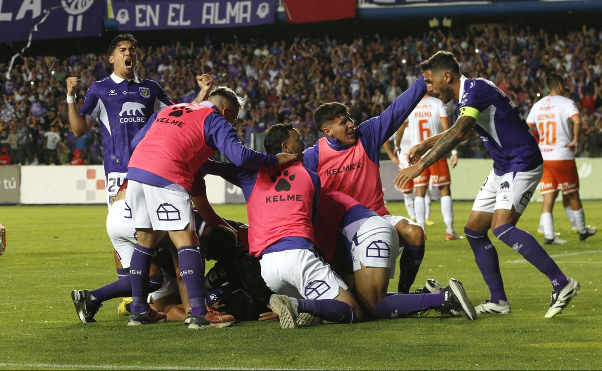 “No venimos de paseo a Primera”: presidente de Concepción saca pecho por los Lilácticos