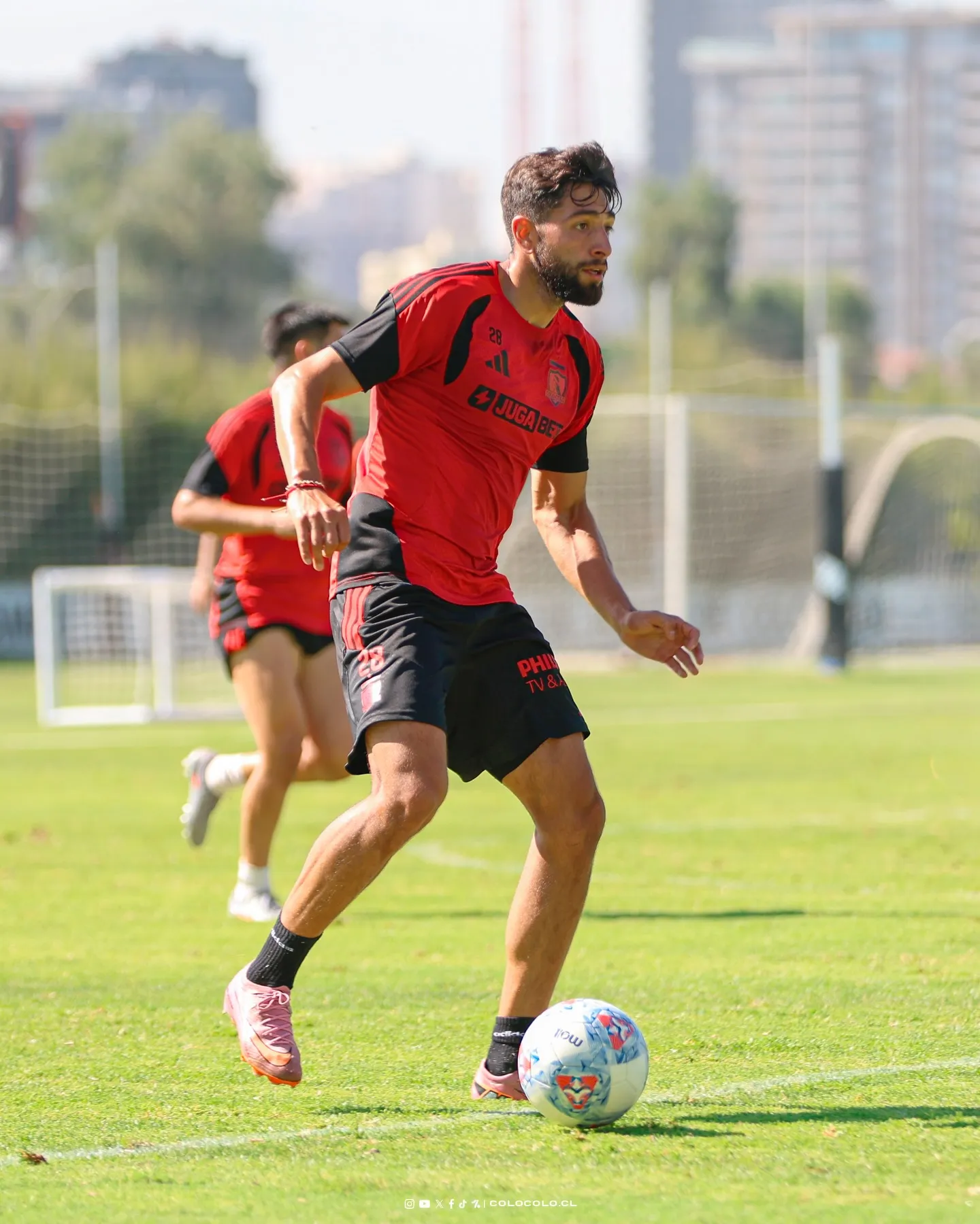 Jeyson Rojas quedó abajo del viaje de Colo Colo a Uruguay a última hora. Foto: Colo Colo.
