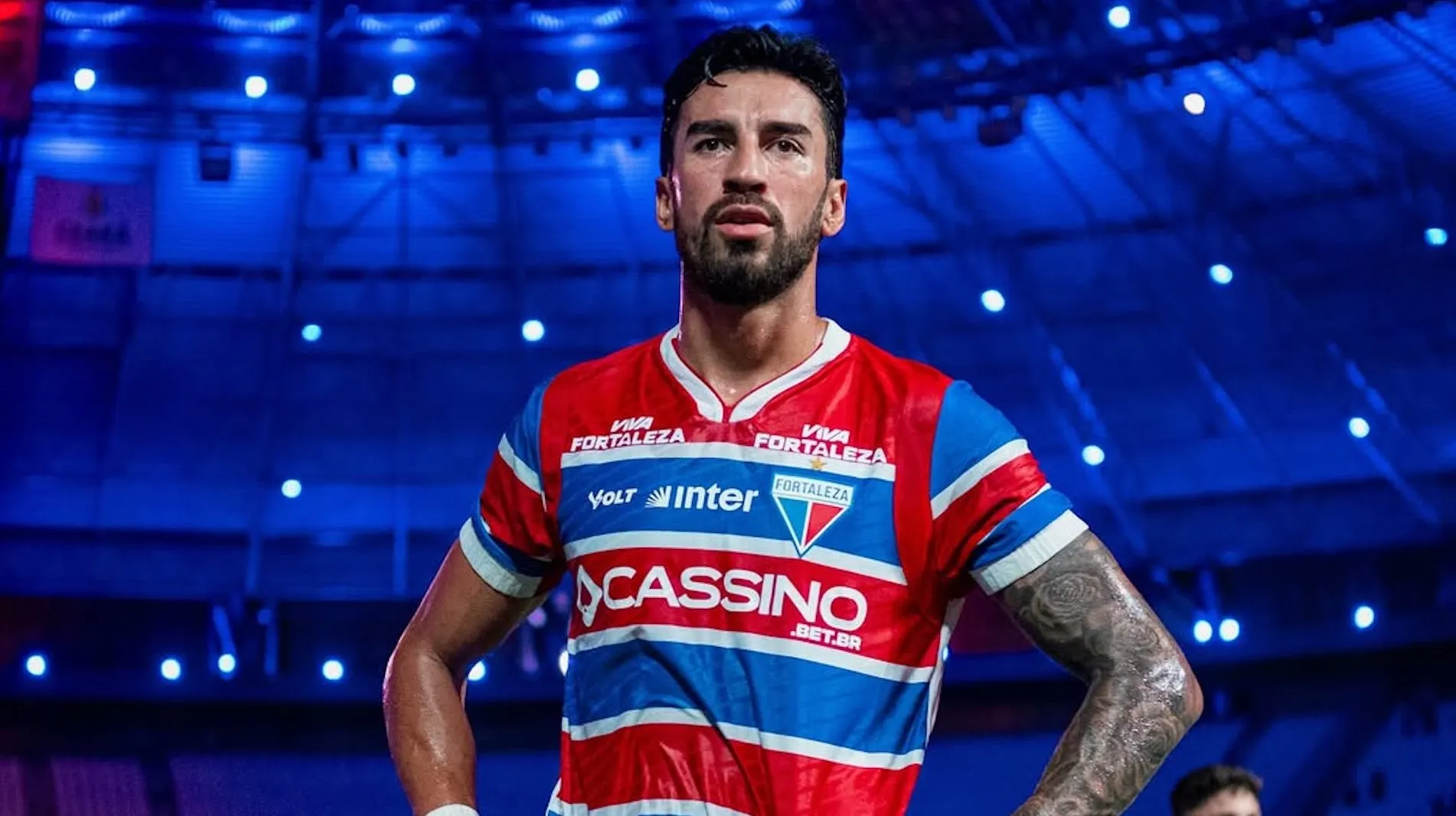 Lucero será el nuevo delantero de la U