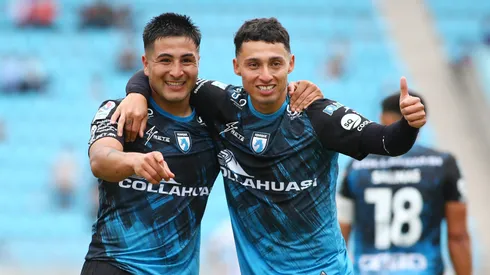 El argentino Enzo Hoyos se fue de Iquique tras el descenso. En la foto está junto a Joaquín Moya en 2024.