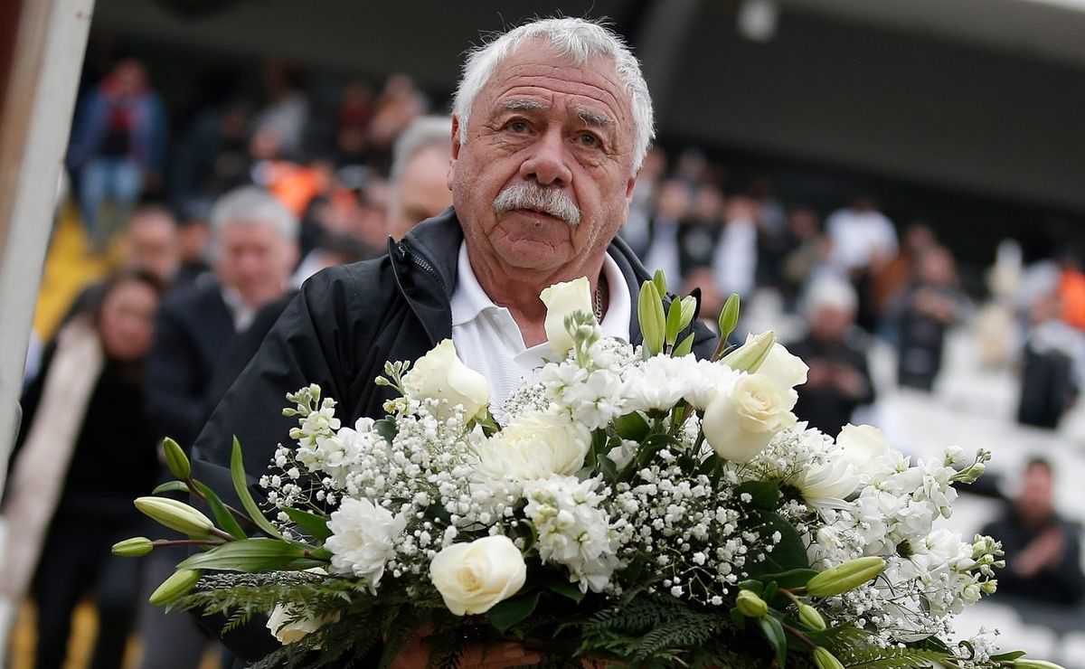 “Tendría que vivir hasta los 130 años”: Carlos Caszely remece a todo Chile con grave denuncia