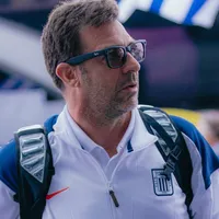 DT del próximo rival de Colo Colo llega a ver a amistoso con Olimpia