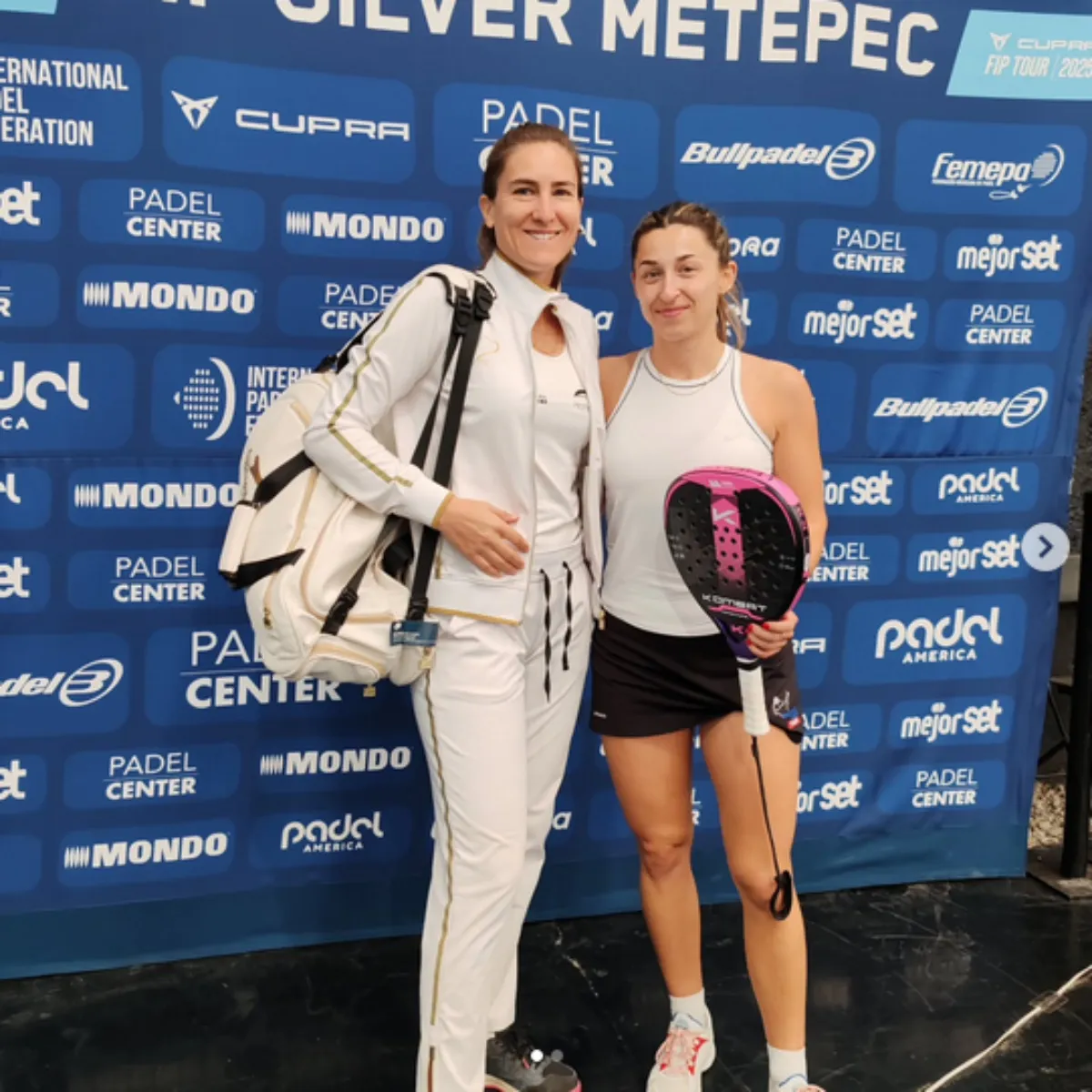 Andrea Koch compite profesionalmente en el pádel.