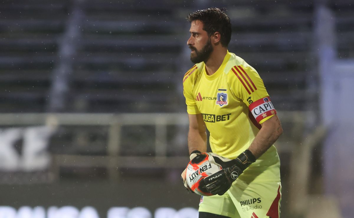 Fue figura ante Olimpia: el cambio que hizo Fernando de Paul en Colo Colo y que pocos notaron