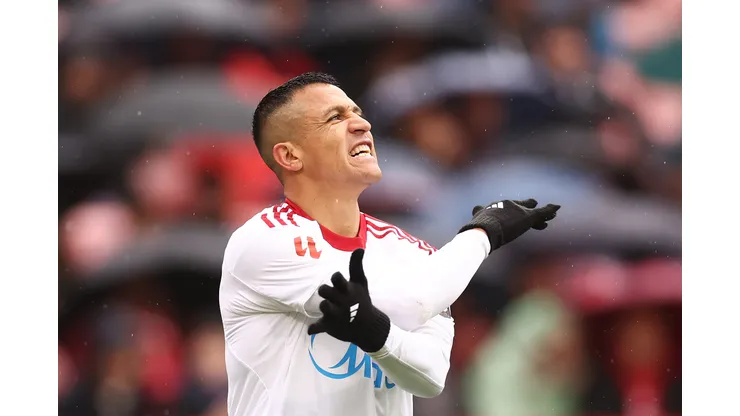 Alexis Sánchez es nueva baja para el Sevilla
