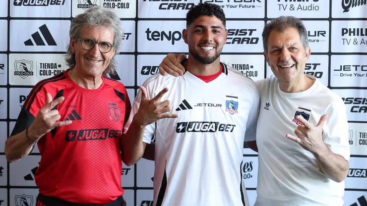 Maximiliano Romero presentado como refuerzo de Colo Colo.