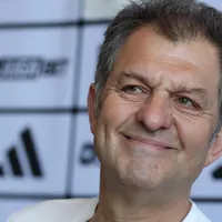 ¿Plantel cerrado? El aviso de Mosa con respecto a un nuevo fichaje