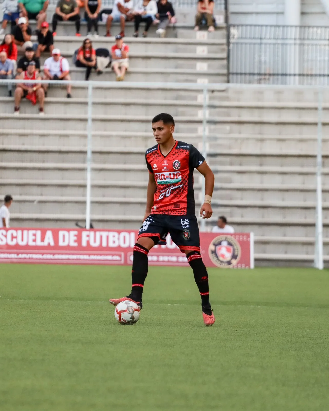 Mateo Guerra en acción por Deportes Limache. (Cedida).