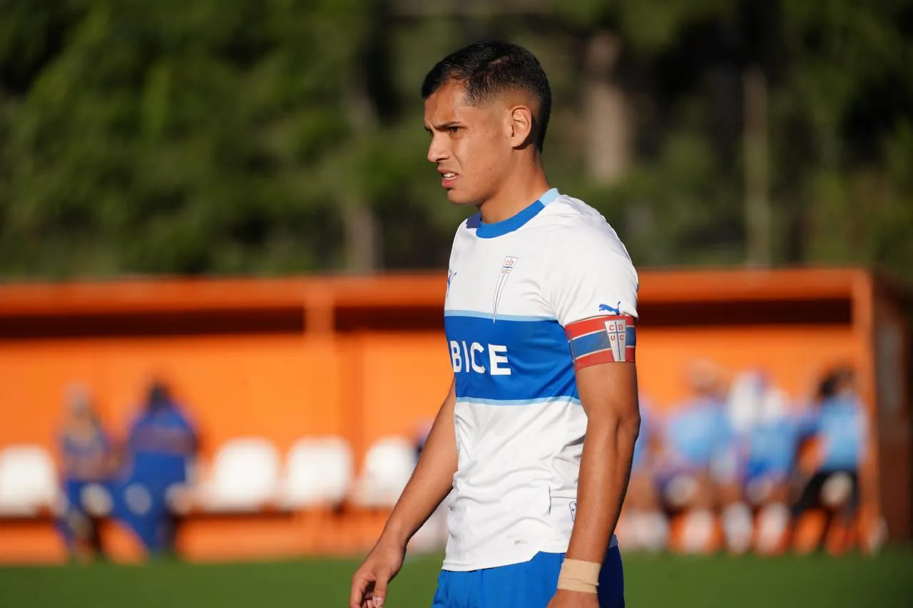 Mateo Guerra se saca el sombrero por el trabajo que hace Universidad Católica en la formación. (Cedida).