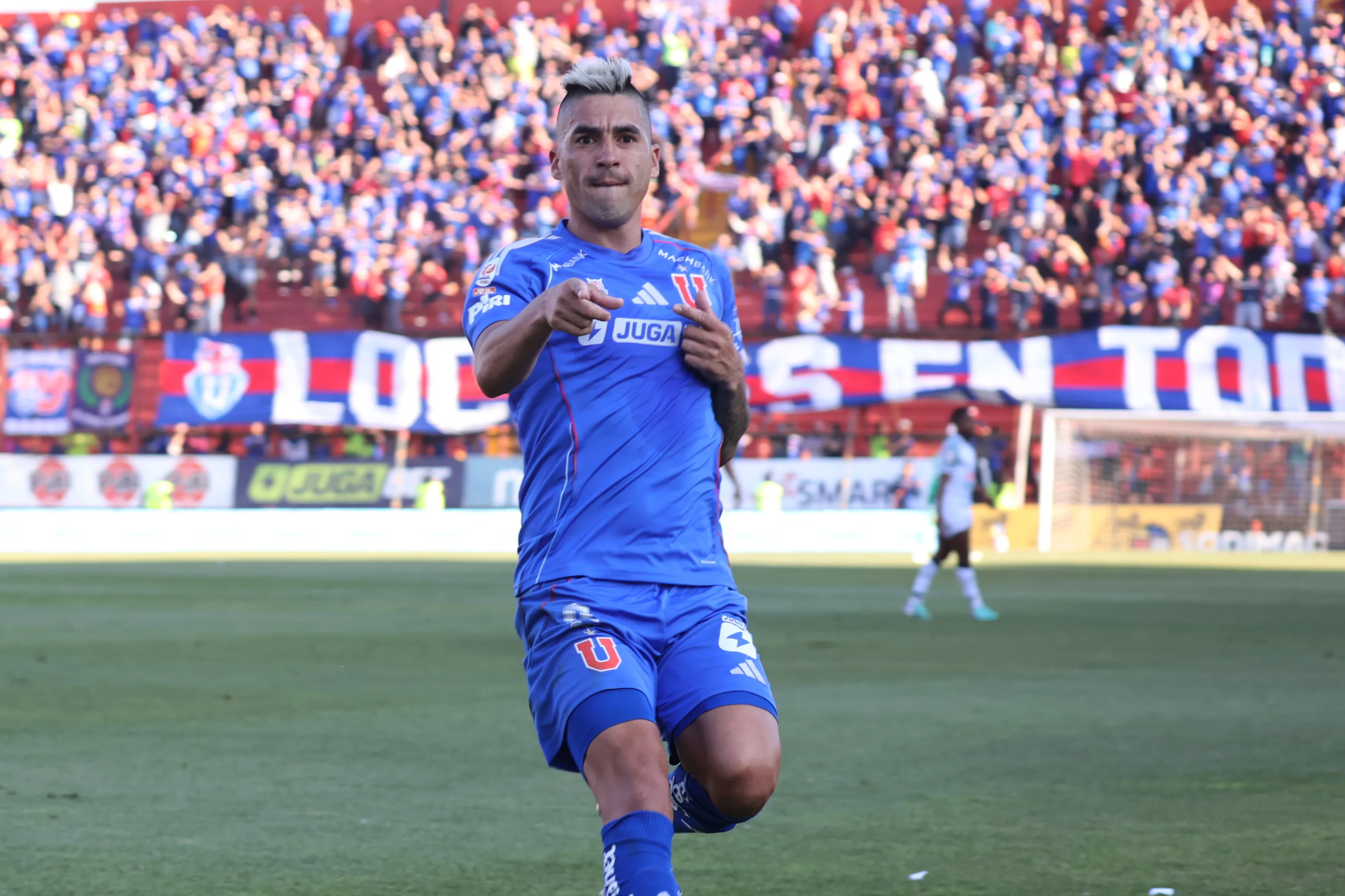 Leandro Fernández  cerró su aventura en la U con 100 partidos de azul. (Dragomir Yankovic/Photosport).