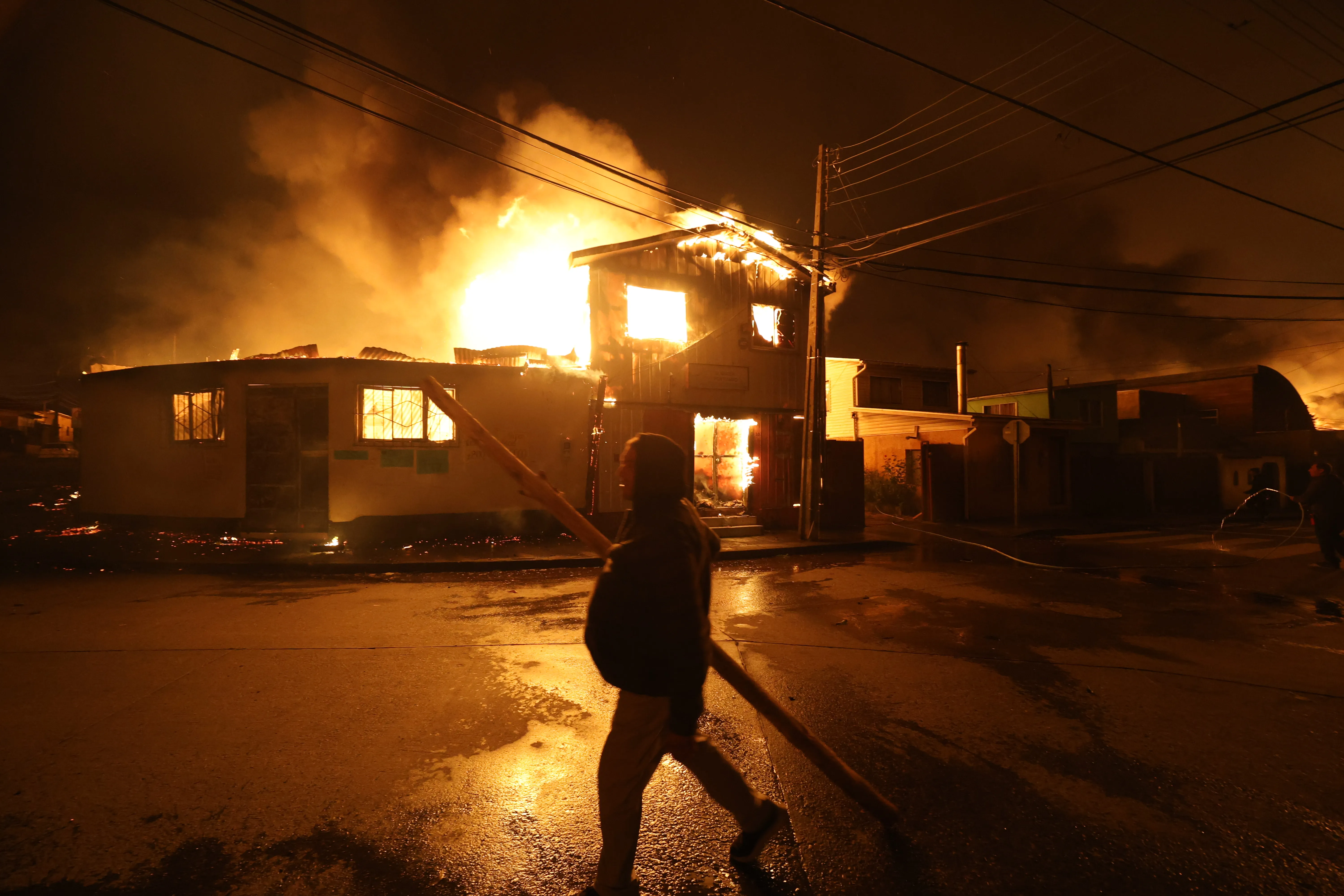 Los devastadores incendios en Concepción obligaron a suspender el Universidad de Chile vs Racing en el Ester Roa. | Foto: Photosport.