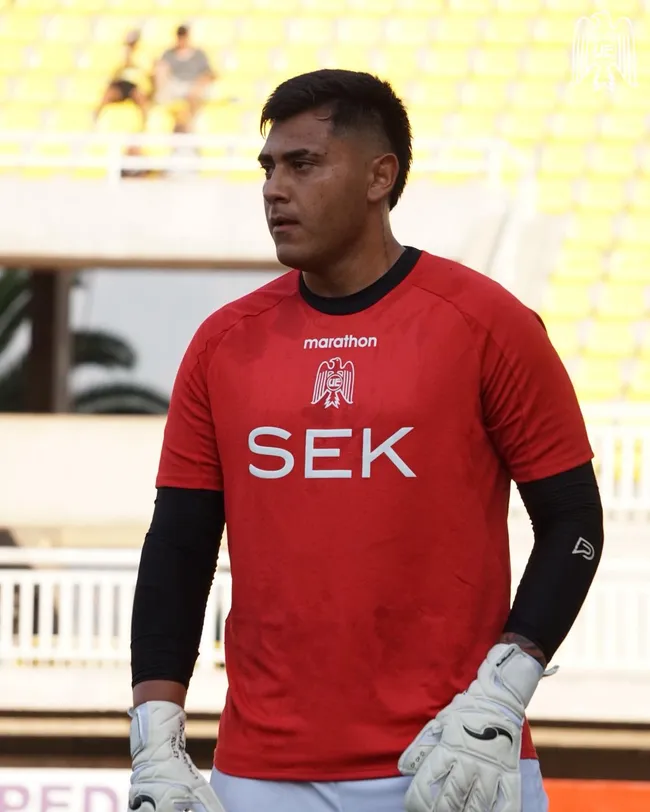 La camiseta con que Julio Fierro debutó en el arco hispano. | Foto: Unión Española.