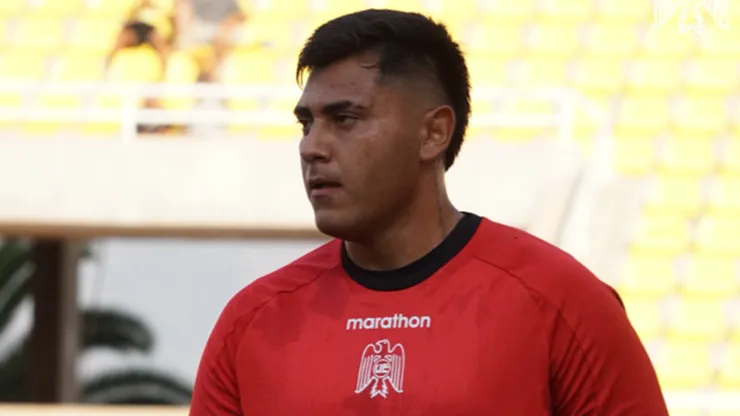 Este portero que pertenece a Colo Colo tuvo su estreno en la Unión Española.
