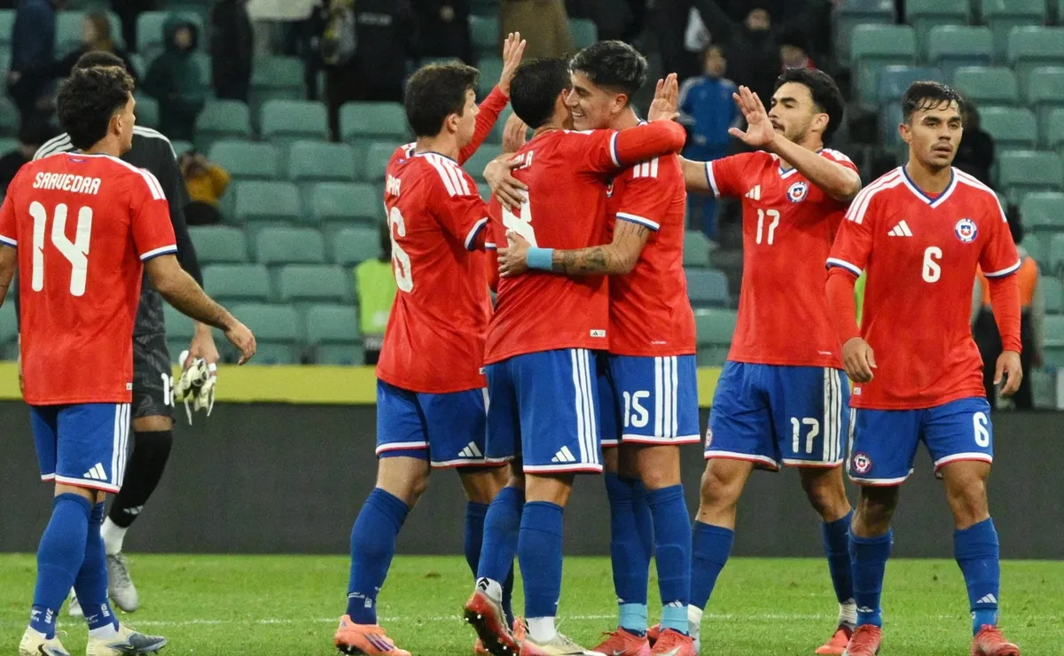 Mega adquiere derechos de transmisión de la selección chilena