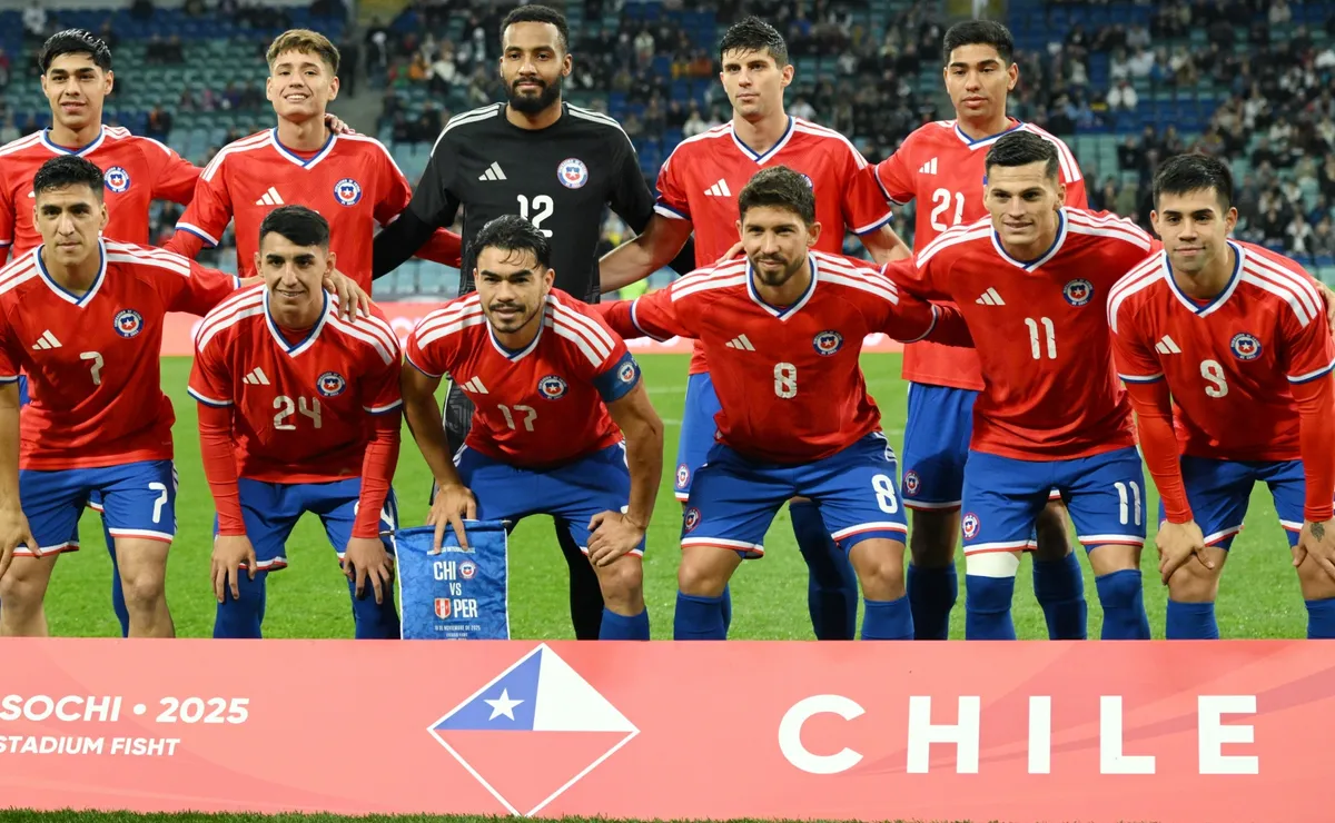 Chile cae tres puestos en Ranking FIFA 2026