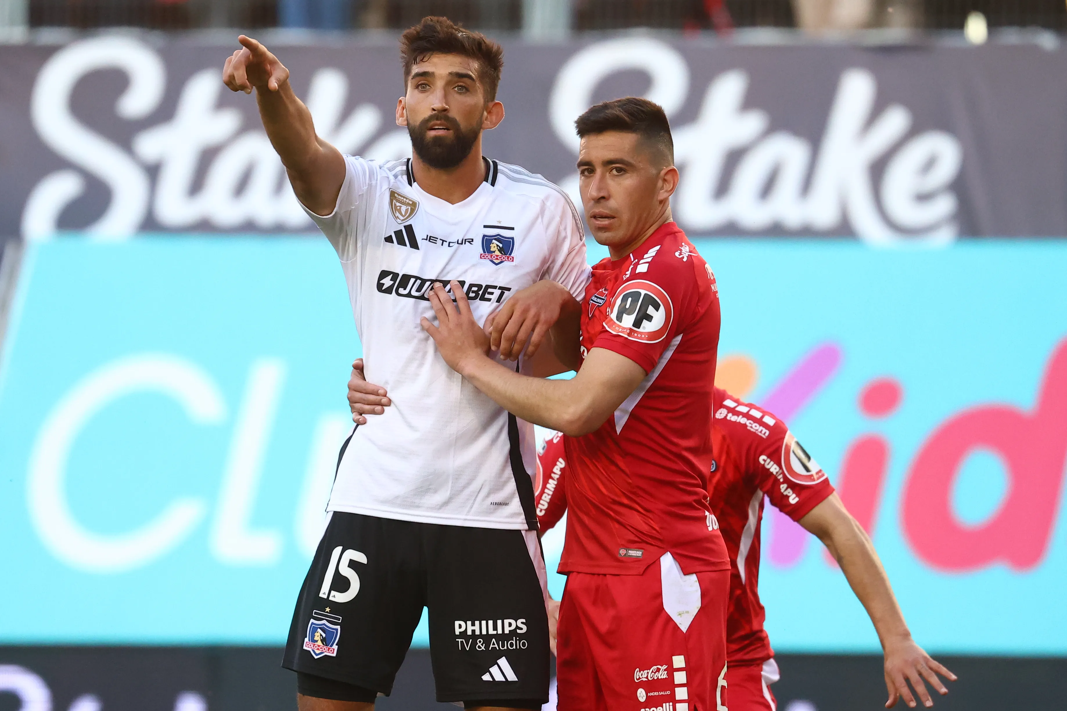 Emiliano Amor vuelve al fútbol argentino. Foto:  Eduardo Fortes/Photosport