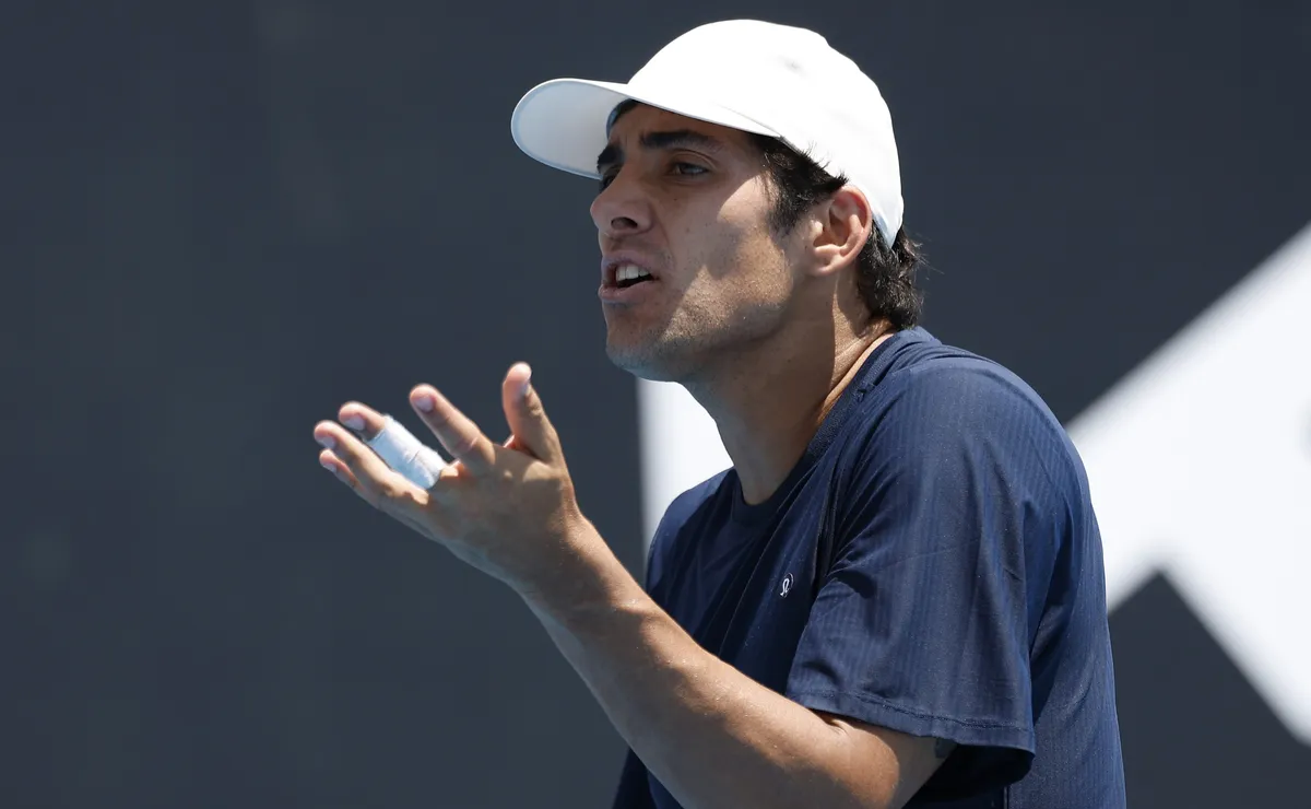 Cristian Garin decepcionado tras eliminación en Australia
