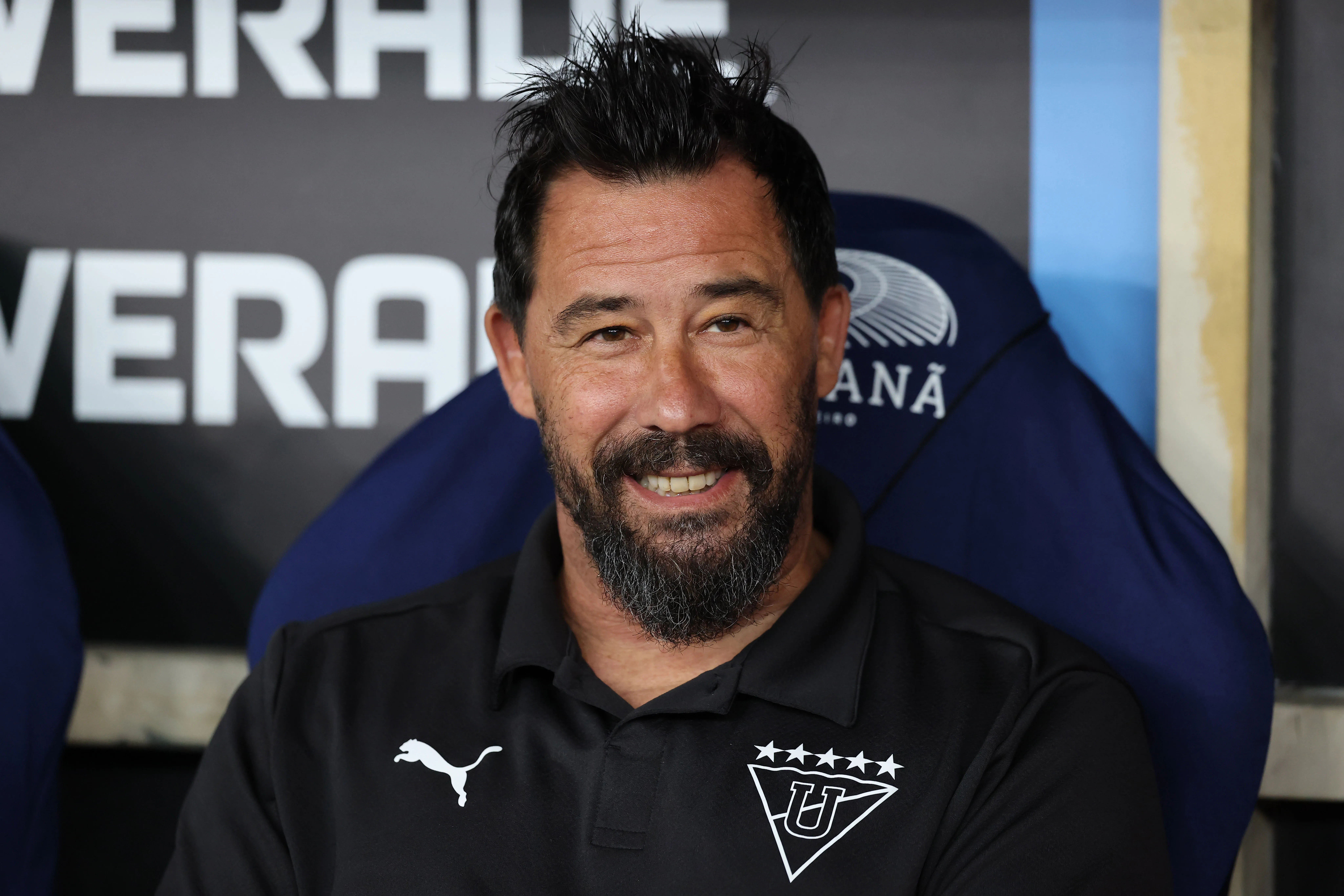 Pablo Vitamina Sánchez dirigió a Liga de Quito antes de que llegara allá el brasileño Tiago Nunes. (Wagner Meier/Getty Images).