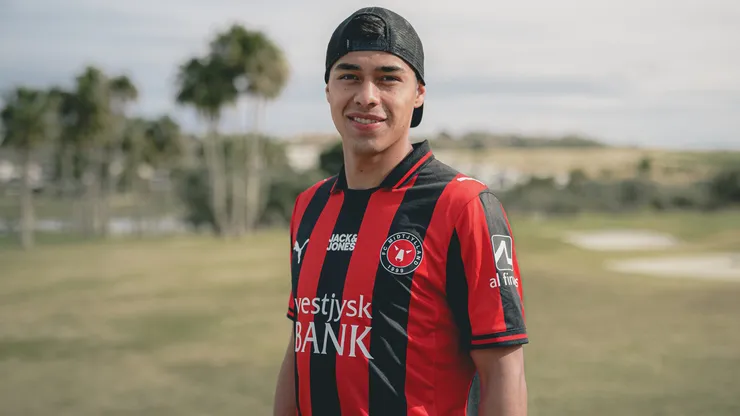 Oficial: Osorio firma renovación hasta 2030 en Midtjylland.