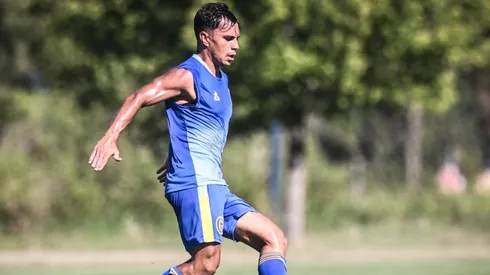 Vicente Pizarro en amistoso con Rosario Central
