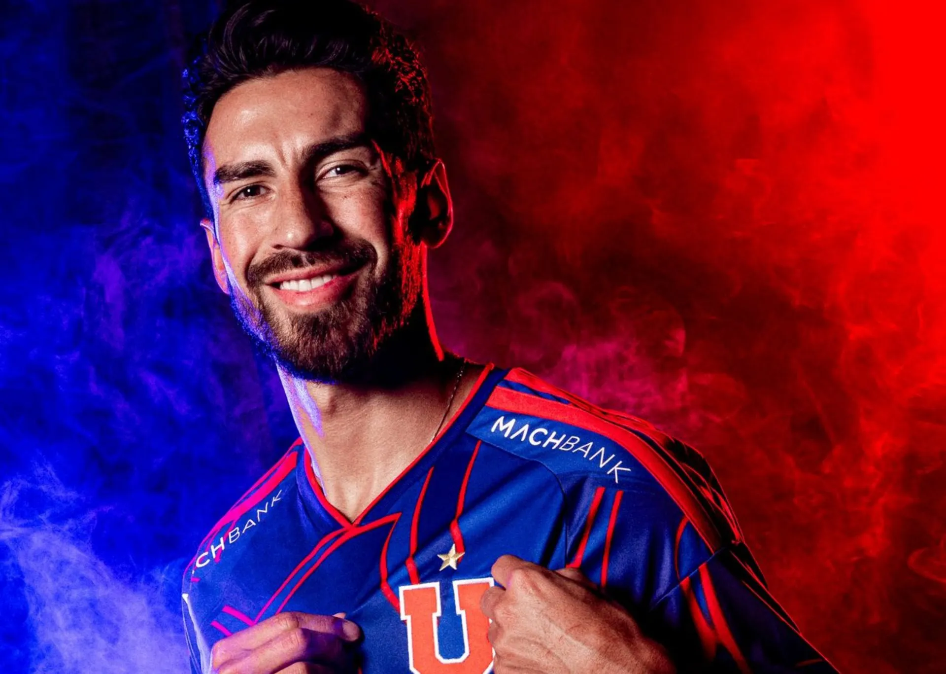 Juan Martín Lucero se cambió de vereda en el fútbol chileno. Foto: U de Chile.