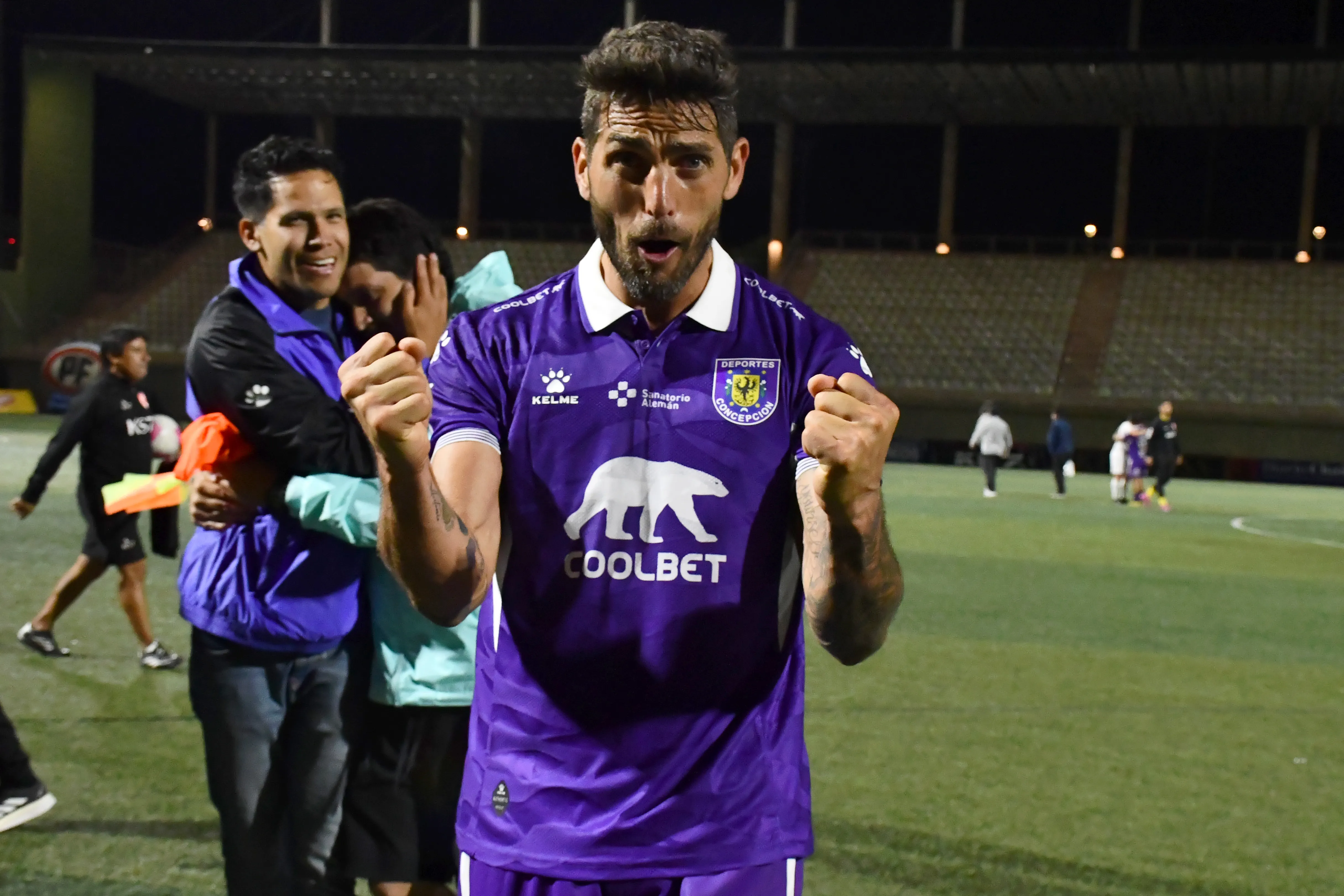 Joaquín Larrivey, el gran referente goleador que tiene el Conce. (Juan Carlos Moreau/Photosport).