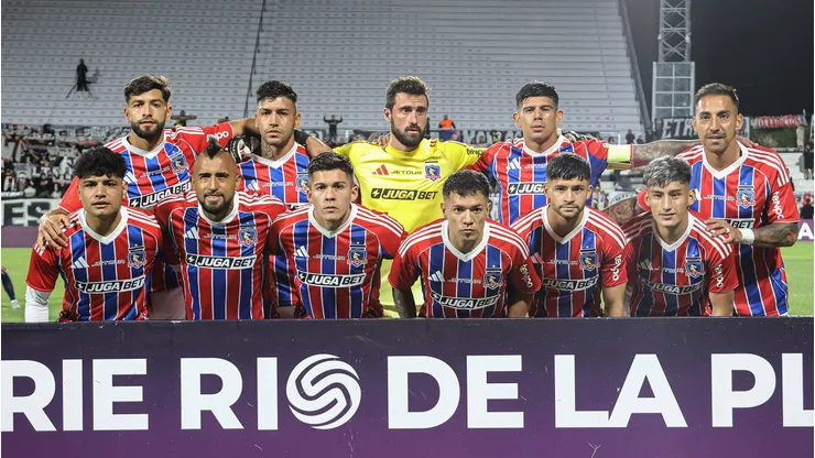 Colo Colo juega este miércoles ante Peñarol y aún espera por refuerzos