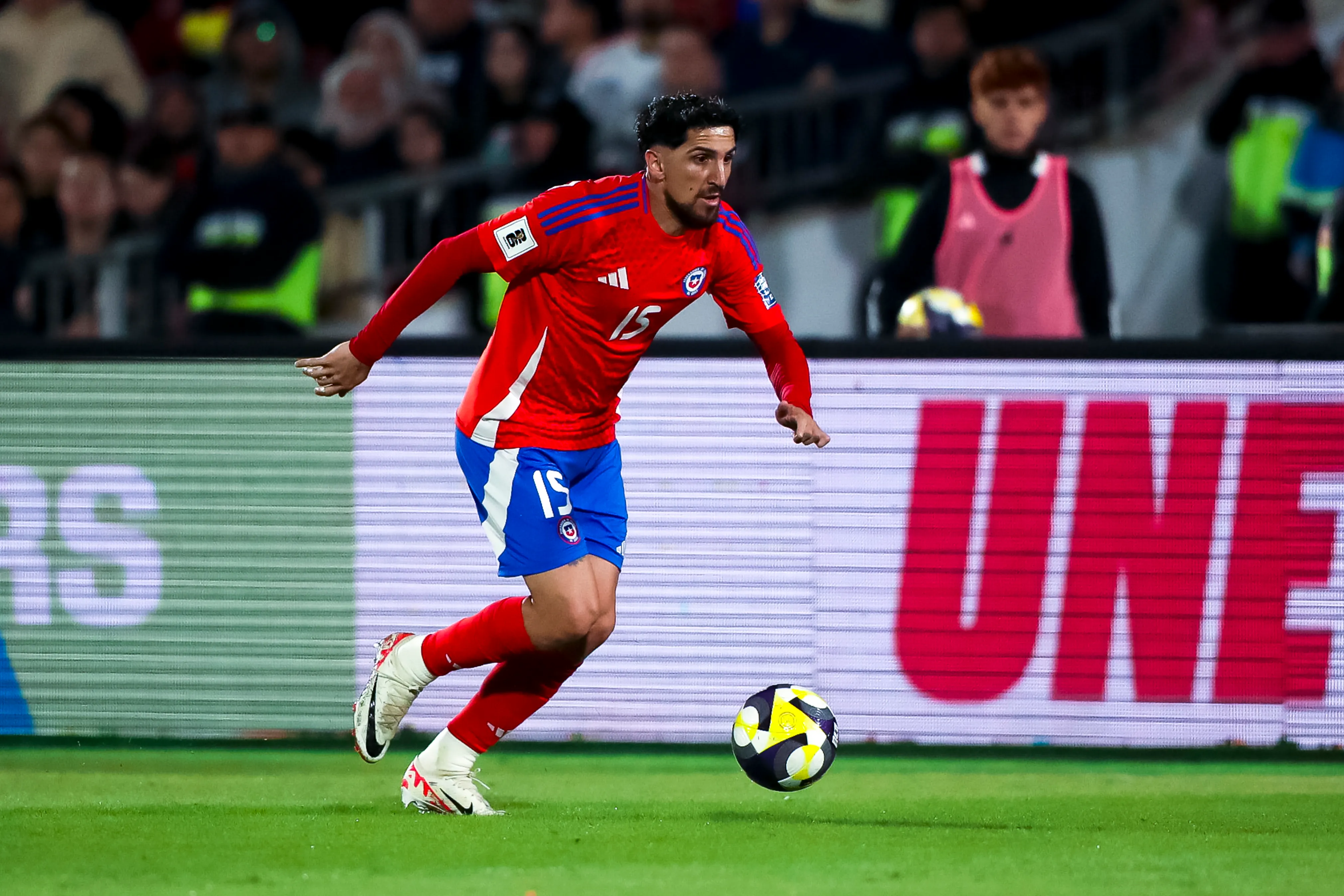 Colo Colo llamó a Diego Valdés para que tome el puesto que dejará vacante Lucas Cepeda. Foto: Photosport.