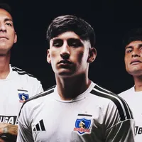 Con números y auspicios: así se ve la nueva camiseta de Colo Colo en la cancha